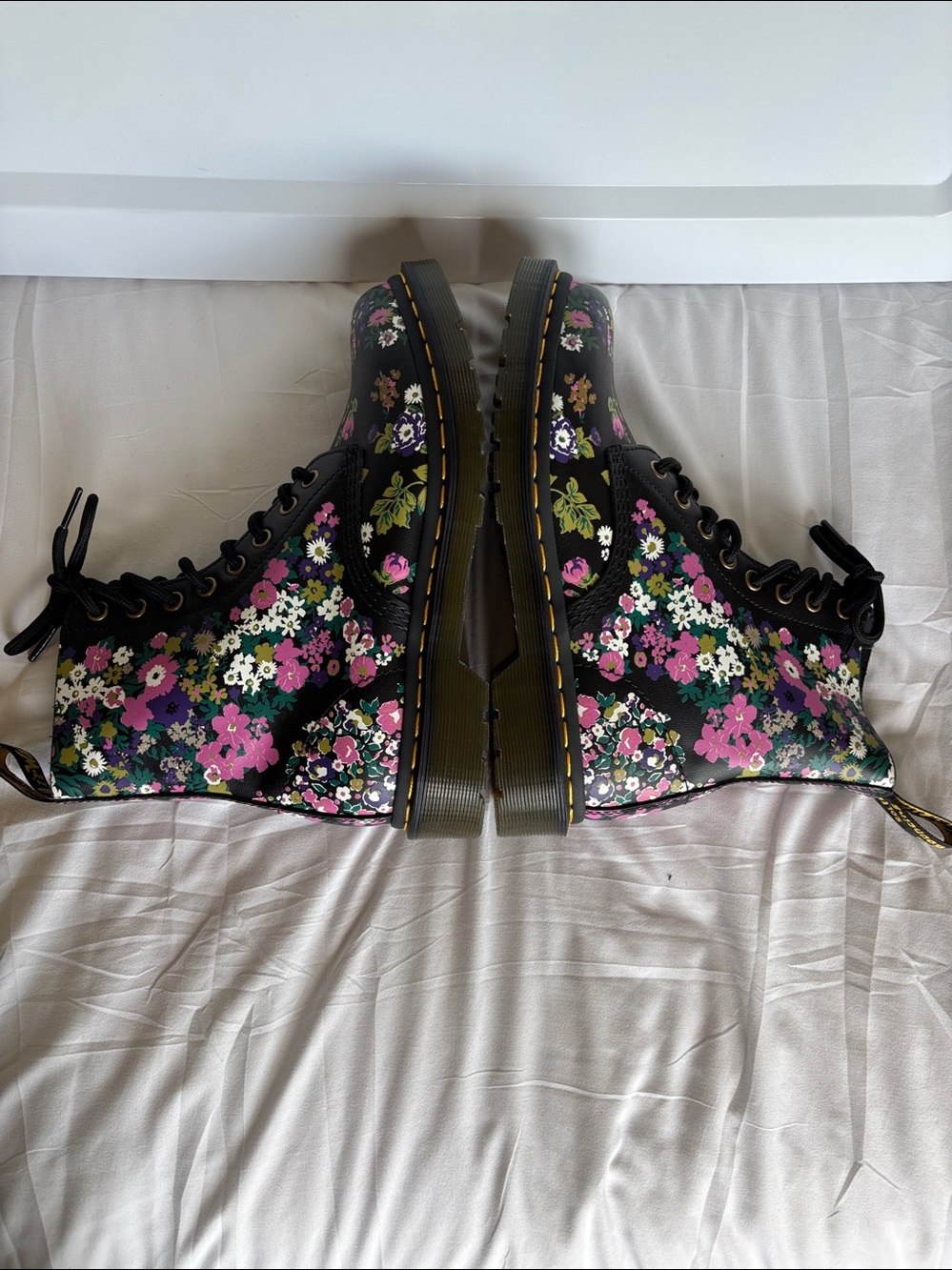 Dr. Martens Pascal Floral 1460 Air Boots – Women’s Size 7 – NWOT - Picture 6 of 10